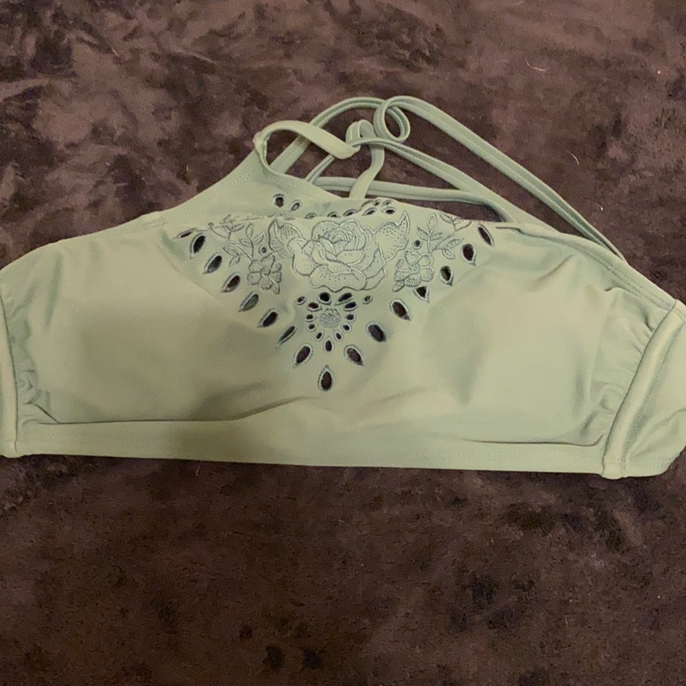 Bikini top
